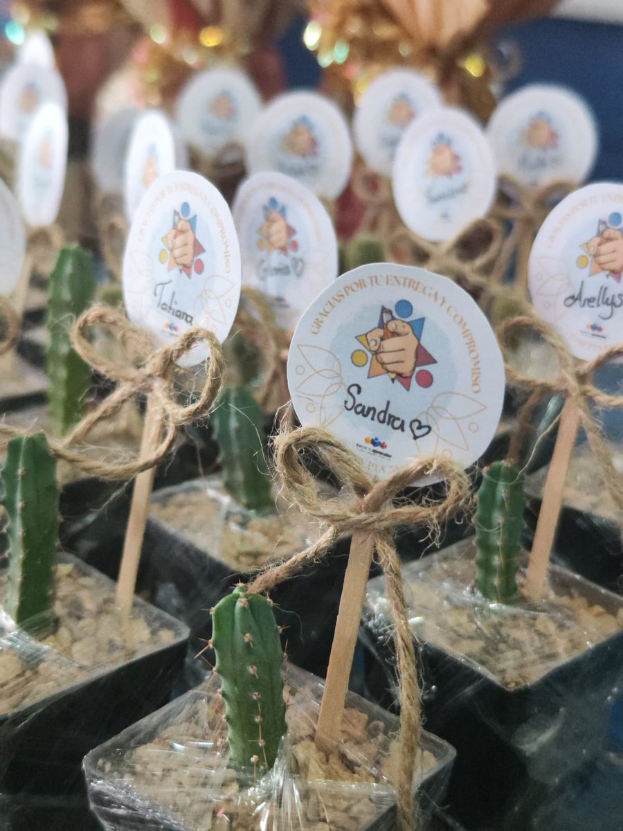 ragmio's tweet photo. La I.E Antonio Roldán Betancur de Tarazá, celebra 10 años del PTA, 40 años del movimiento pedagógico, por la transformación educativa. ✨💙✨ #10AñosPTAColombia, #ÁlbumDeRecuerdosPTA, @agaviriau, @RinconferE, @PTA_Colombia, @bonnylucia, @DaniloEusse, @AndelfoMoreno, @OlgaSevillaR https://t.co/IAIuys3oBs