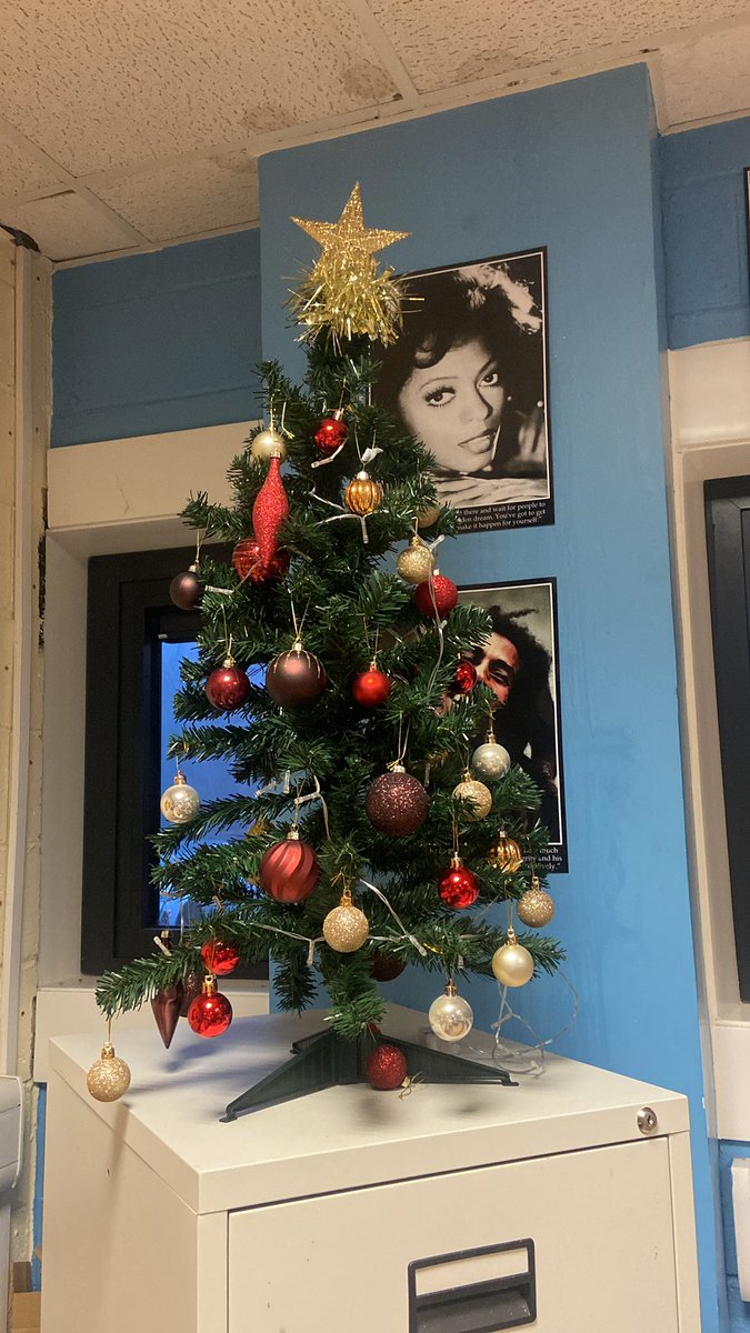 An S3 pupil noticed that my tree did not have a star…they brought me one in today.  Such a kind and thoughtful gesture from a selfless pupil. Thank you! 🎄🌟 <a href="/TaylorHS1982/">Taylor High School</a>