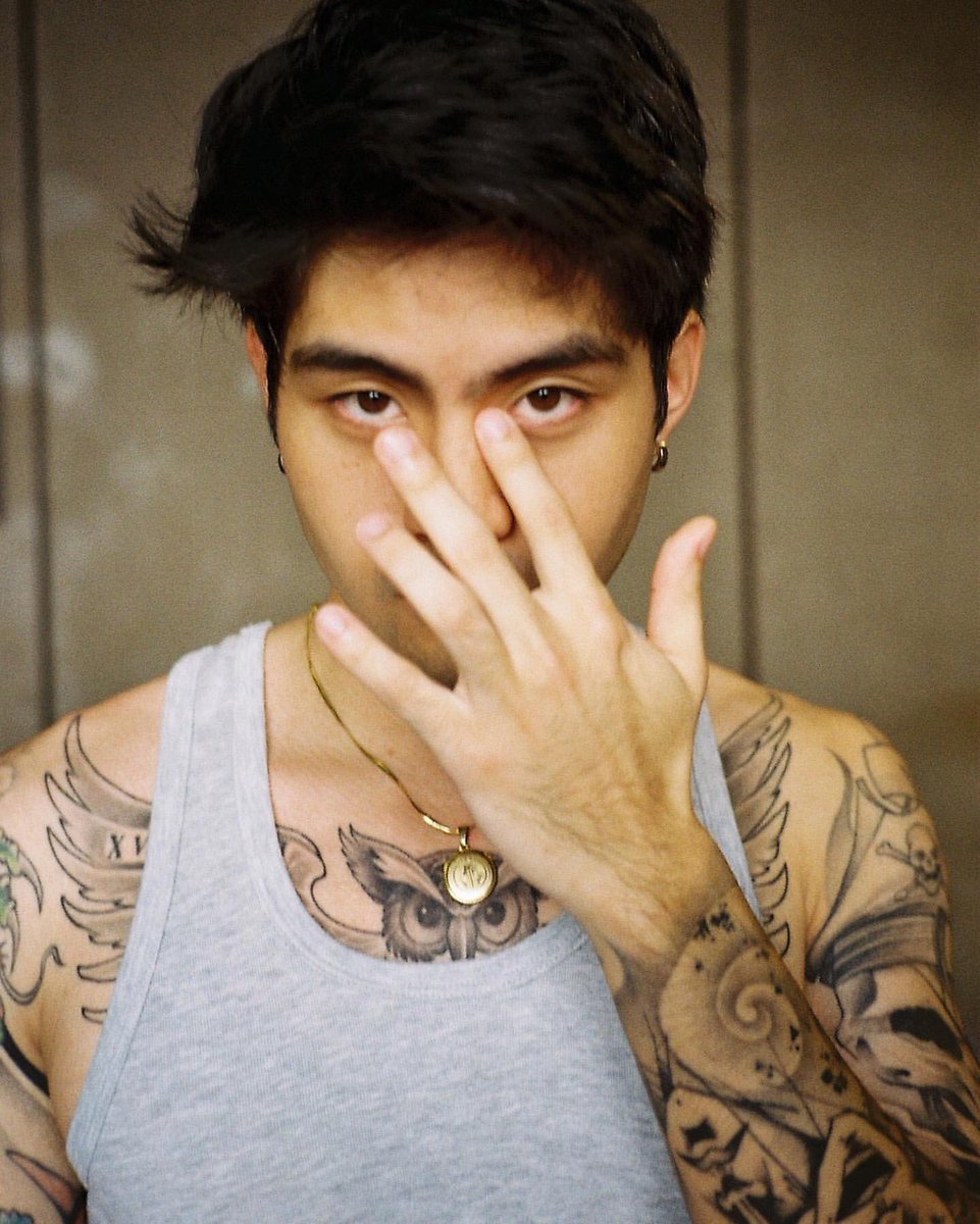 maledemograpix's tweet photo. - i   s e e   y o u !

 ✨ 💀 🔥 💯

Instagram : @GeremyQuintos 

#RandomHotGuys 
#HouseOfMen 
#ChinitoHottie
#ChinitoCutie
#MostBeautifulMen https://t.co/rVLNQSPjF9