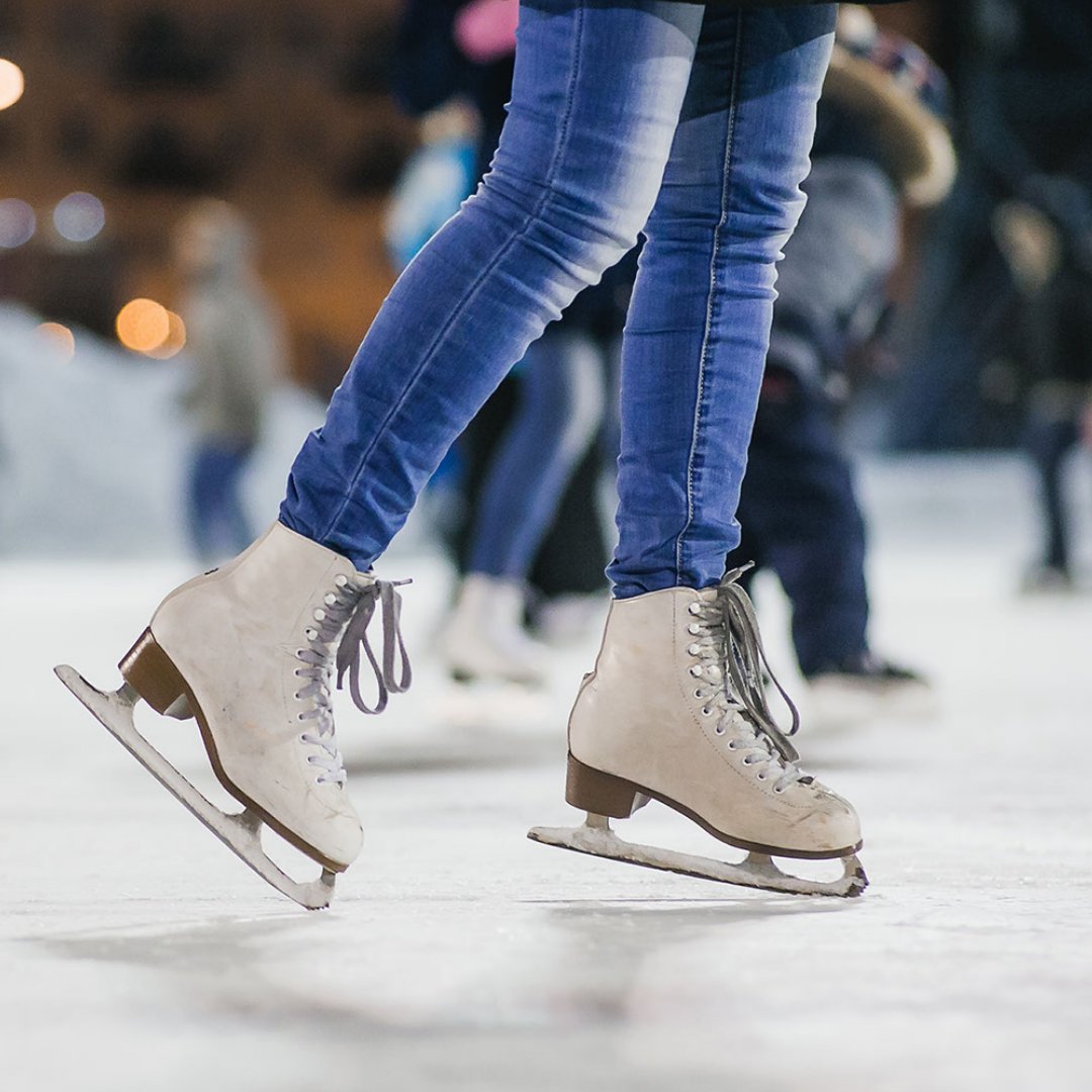 Grab your ice skating buddy and head to the <a href="/DowntownIceRink/">Downtown Sac Ice Rink</a> this holiday season! ⛸️❄️ 

👉 For hours and special event details, visit hil.tn/wdq0uz

#hiltosacamento #iceskatingdowntownsacramento #visitsacramento #downtownsac