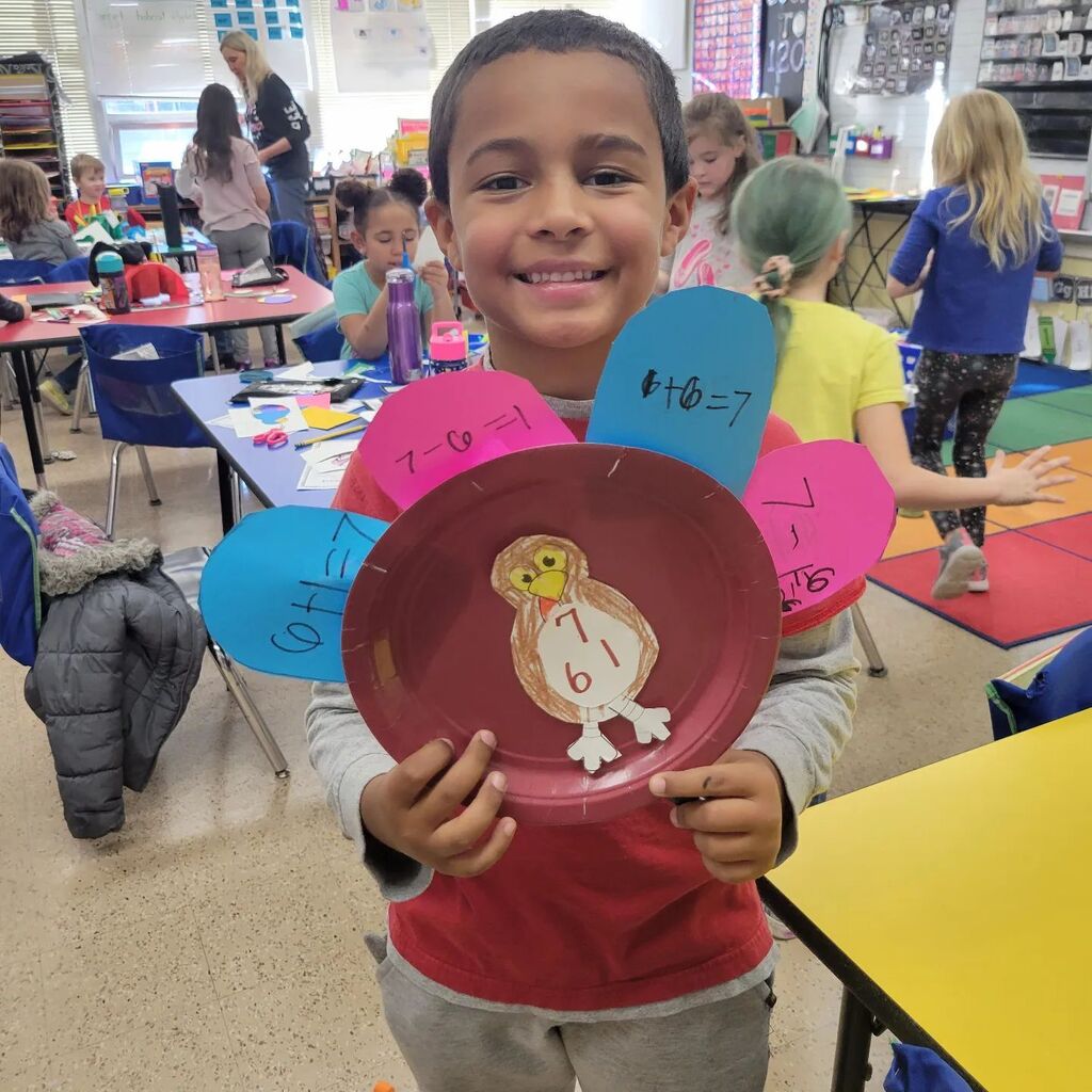SCESlearners's tweet photo. This #sceslearner is so proud of his Fact Family Turkey! #AllIn #PrideandExcellence https://t.co/h2Wc5aZWnq https://t.co/XqUXAkQ0gW