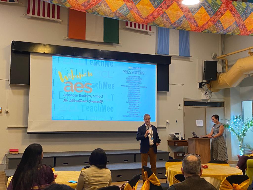 Such a beautiful evening spent learning with <a href="/AESDelhi/">AES New Delhi</a> ! Great to hear teaching and learning journeys of Delhi Educators! Huge thanks to <a href="/megankuemmerlin/">Megan Kuemmerlin (she/her)</a> for organising such a lively event .
#TeachMeetNewDelhi #21CLTeachMeet