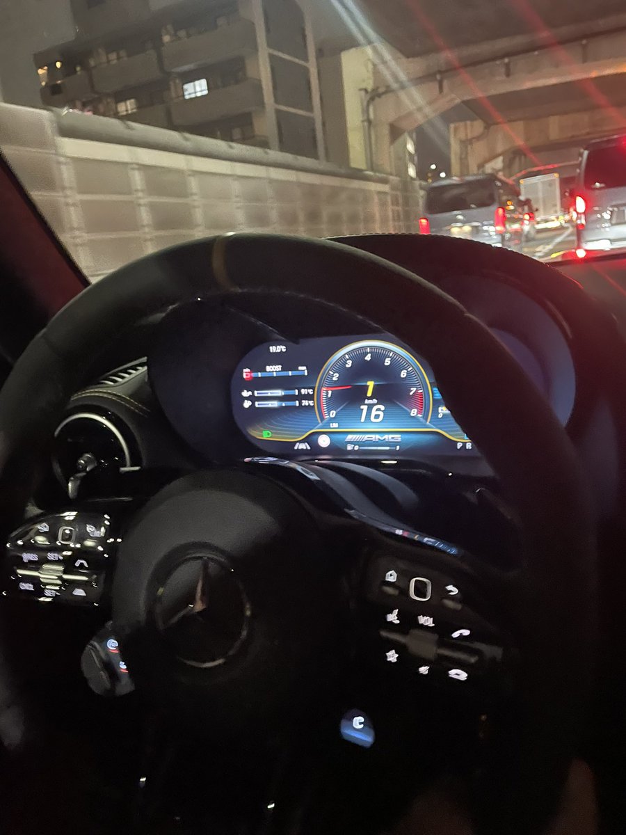 asa_aza_'s tweet photo. AMG GTR PRO 音もスピードも最高♡
#amggtrpro #AMG #amggtr #MercedesBenz_JP #起業家 #実業家 https://t.co/GPwJB3UMk1