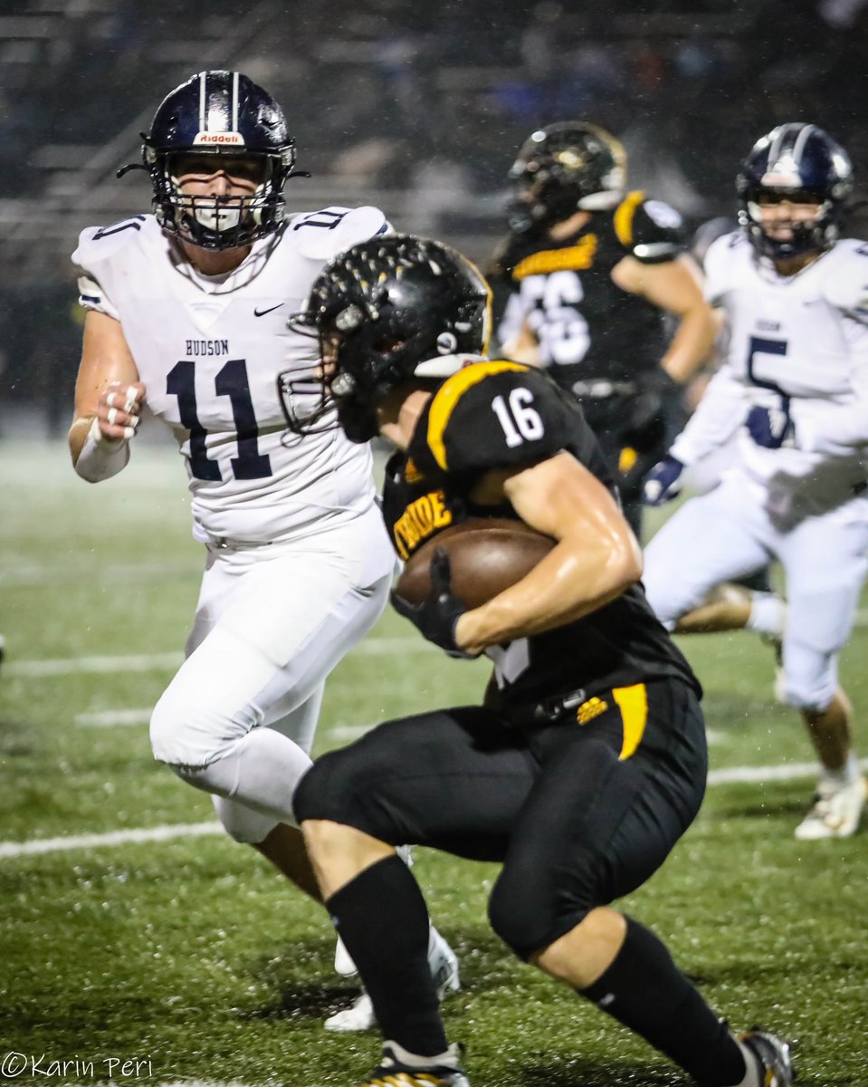 Congratulations to Henry Caspar, Ronan Spohn, and Blake Toth for being named 1st Team All Suburban League!! Way to represent our #TEAM #RollHud #PaintChips <a href="/blaketoth19/">Blake Toth</a> <a href="/ronan_spohn/">Ronan Spohn</a> <a href="/blaketoth19/">Blake Toth</a>