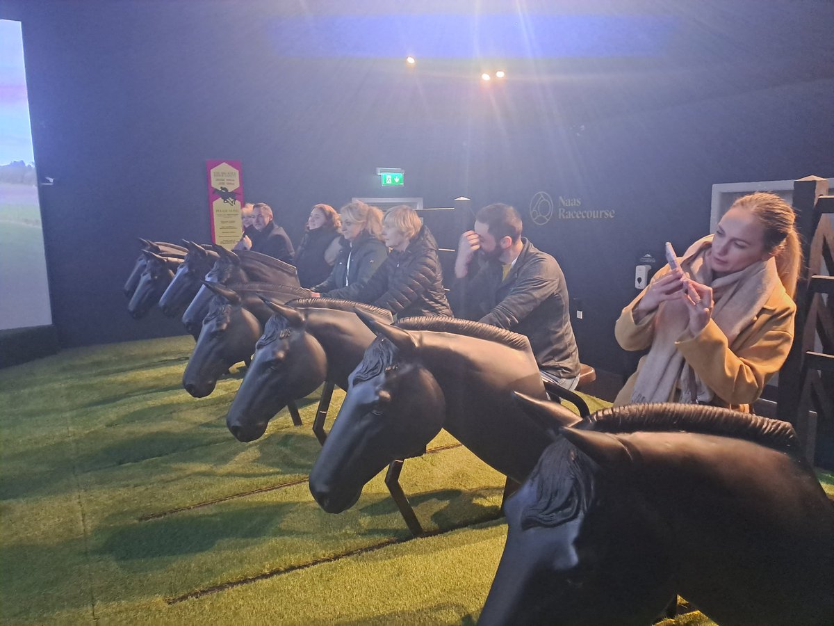 Noel Carroll tweet media