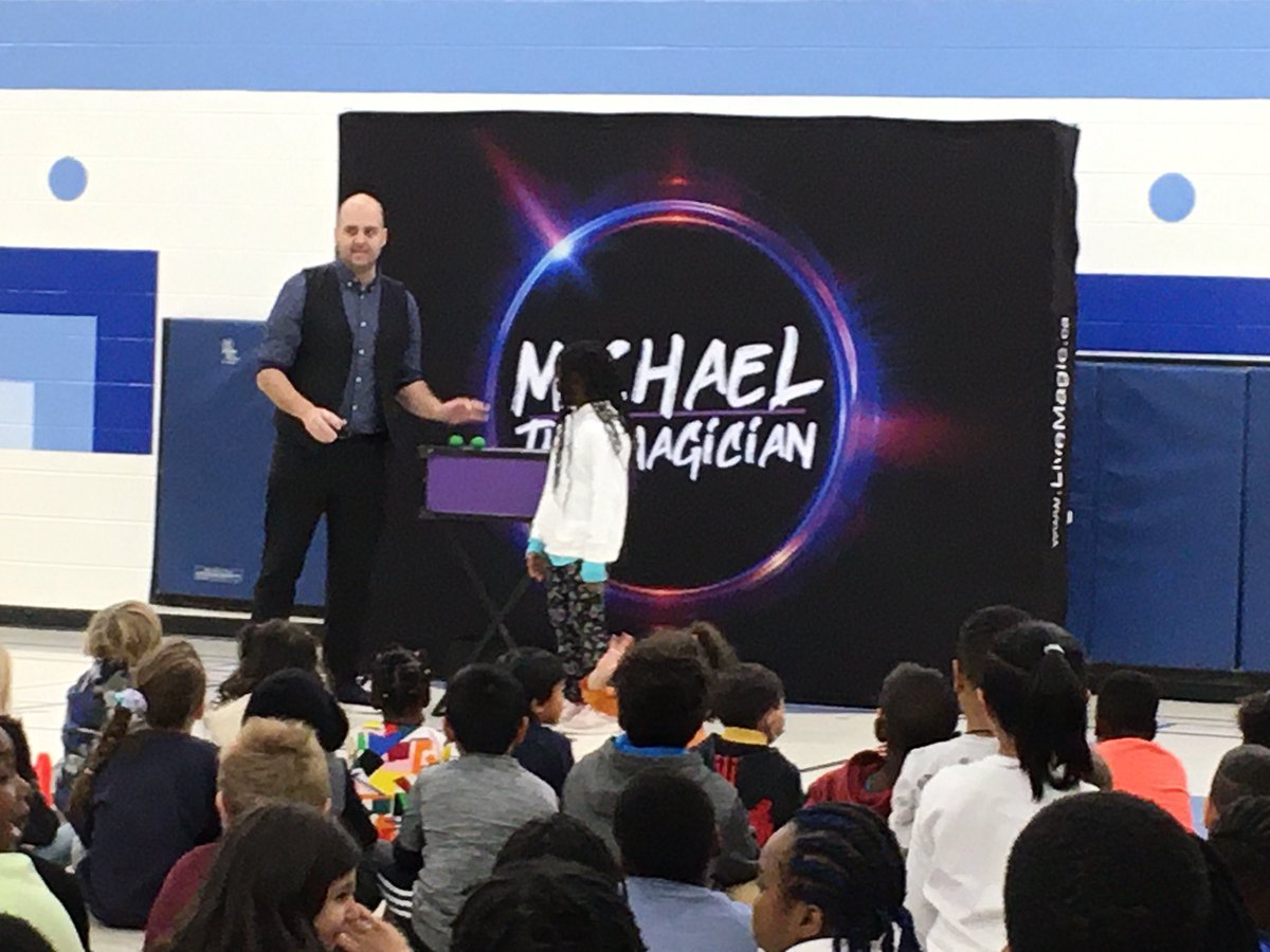 Michael the Magician wows us at OLMC!