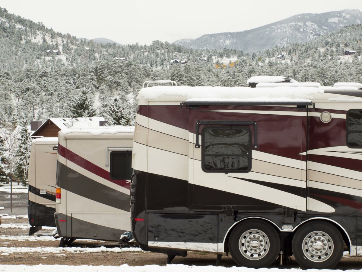 DIYRV's tweet photo. How To Keep RV Pipes From Freezing While Camping โ๏ธ
#winterrving #wintercamping #rving #rvcamping #rvlife #DIYRV #rvDIY #rvhacks
https://t.co/2yRB7hIwtU https://t.co/WIbZhETexQ
