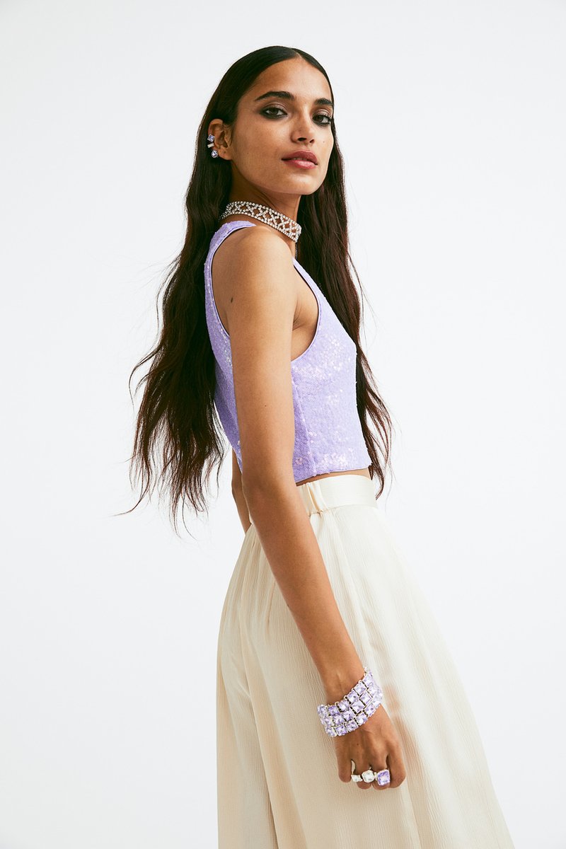 H&M Chile tweet media