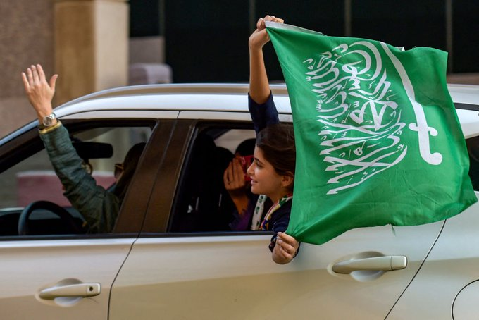 giraltpablo's tweet photo. El gobierno de Arabia Saudita 🇸🇦 decretó feriado nacional para festejar la victoria ante Argentina. Momento histórico para el fútbol árabe. https://t.co/fsfVERkIkU