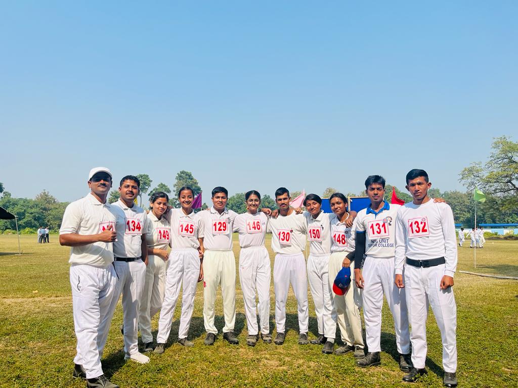 HirakjyotiGog18's tweet photo. 22 November,2022 - Team Assam at East Zone Pre-Republic Day Parade Camp
@_NSSIndia @nss_rdguwahati @rdnss_kolkata @DIPAKKU93471047 @PMOIndia @DrRanjanKrKaka1 @DrRituparnaBor2 @ianuragthakur @YASMinistry @CMOfficeAssam @mygovassam https://t.co/yPISWo3skl