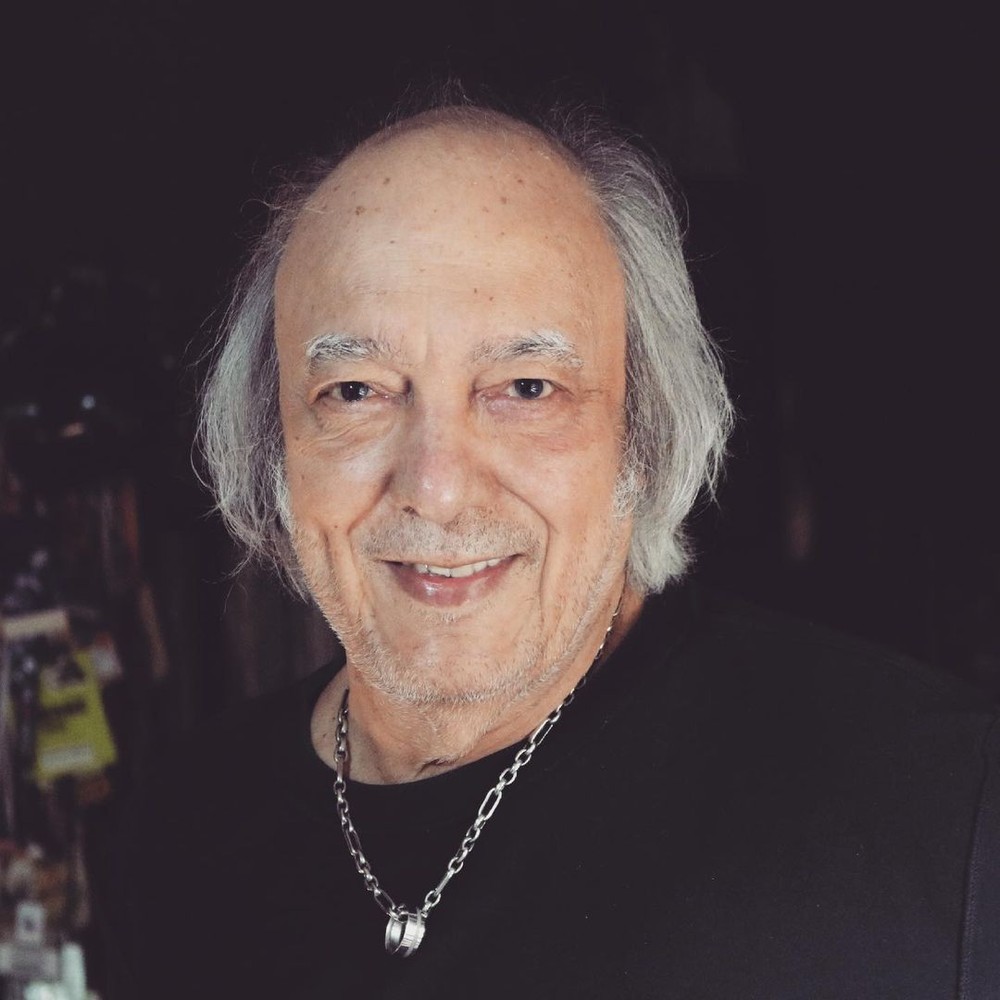 tracklist's tweet photo. O cantor e compositor Erasmo Carlos, ícone da música brasileira,  morreu aos 81 anos.

O eterno Tremendão vai deixar saudades 💔 https://t.co/vF7vm2Oi5m