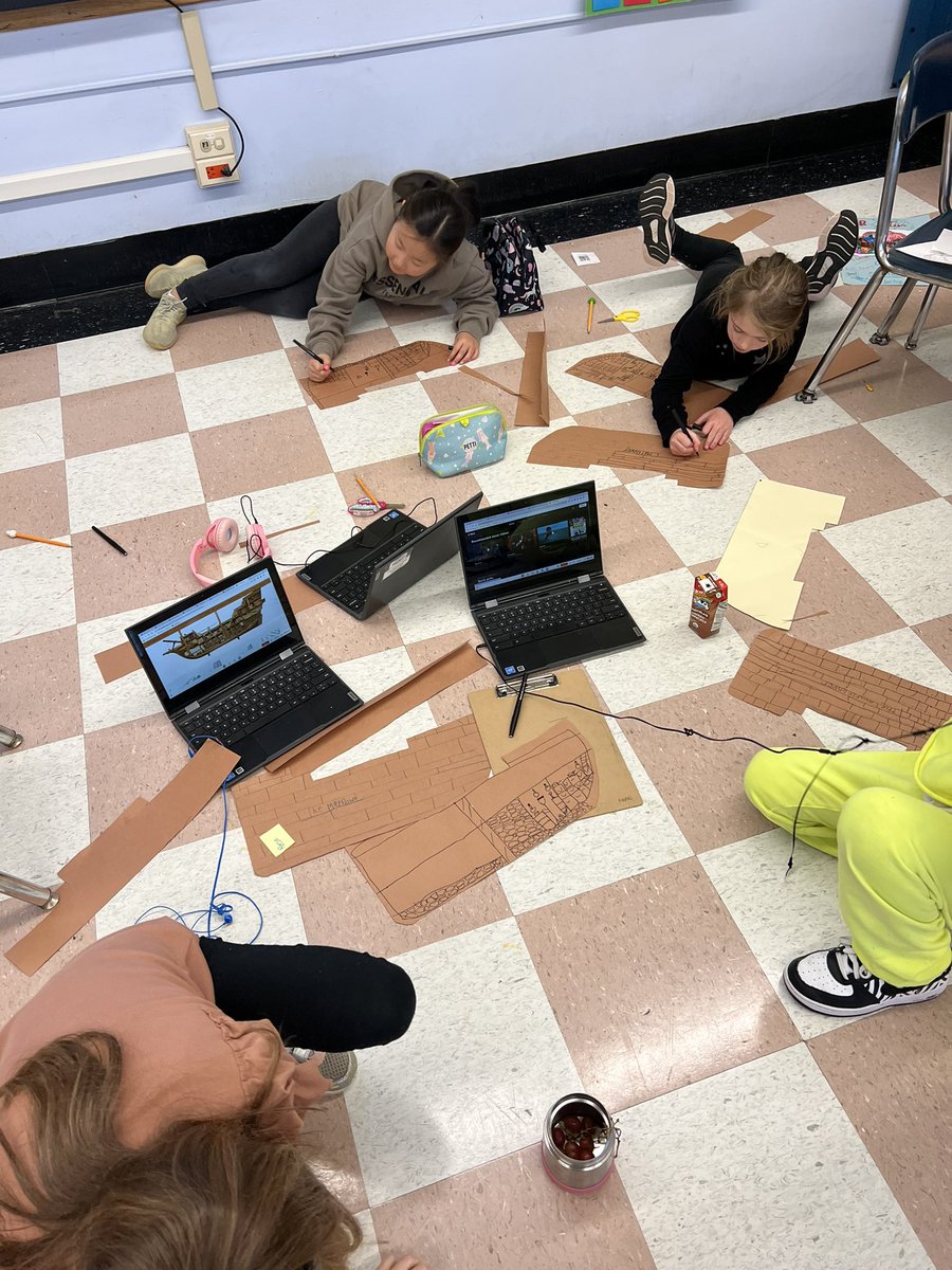 We are busy building The Mayflower! #ewlearns <a href="/NorthSideEW/">North Side School</a>