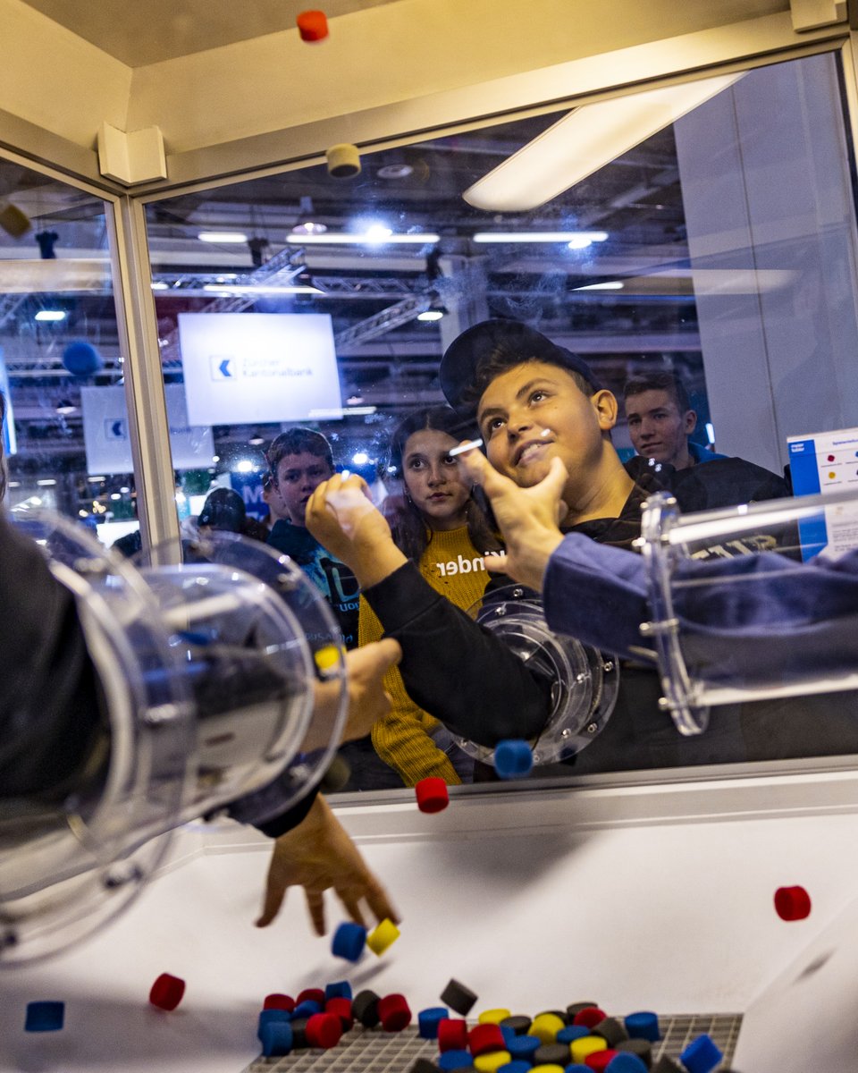 Berufsmesse Zürich tweet media