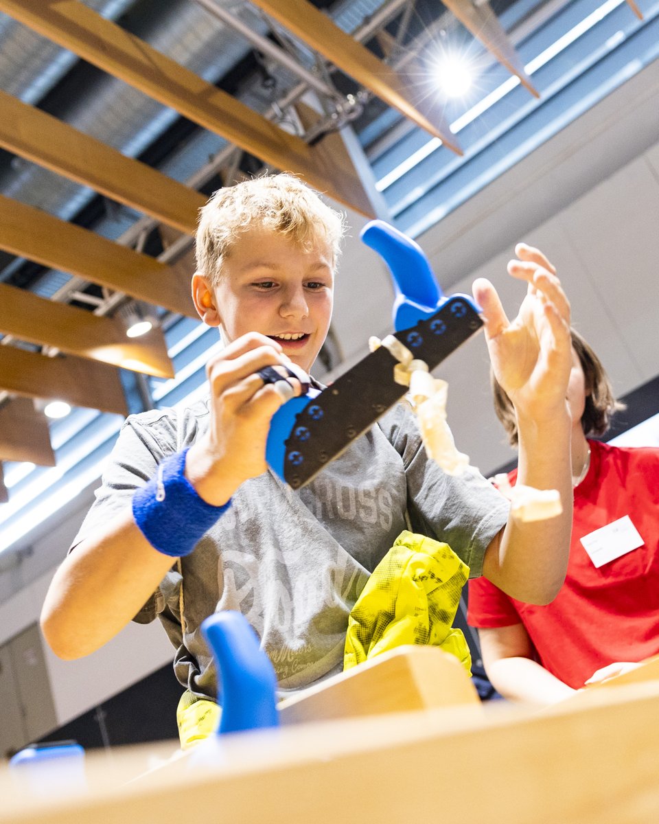 Berufsmesse Zürich tweet media