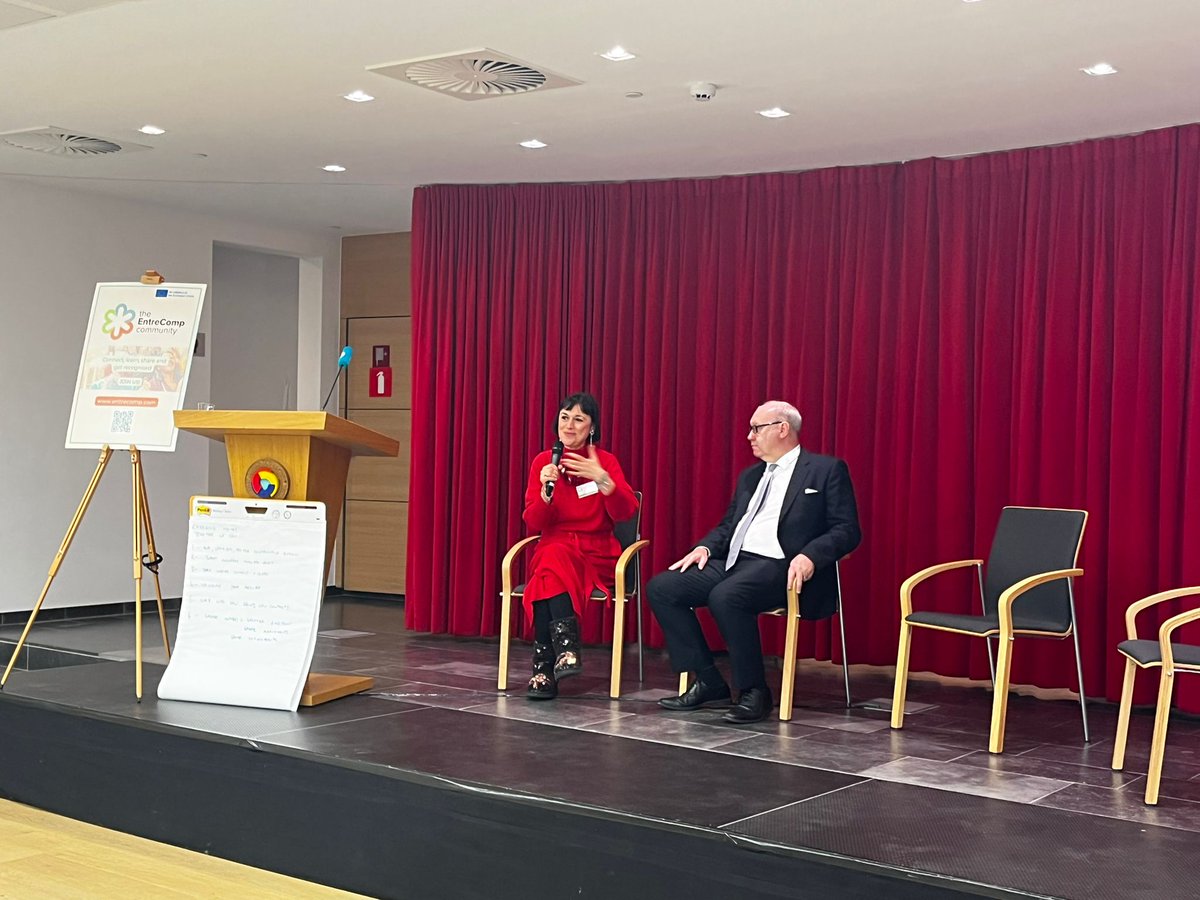 Last session of the day 'EntreComp Awards Ceremony' with @derekvaughan, and @DanaPuiaMorel. It has been a real pleasure having you all at the 'Being Entrepreneurial 2022' in Brussels. Looking forward to meeting you all at the next #EntreComp event!