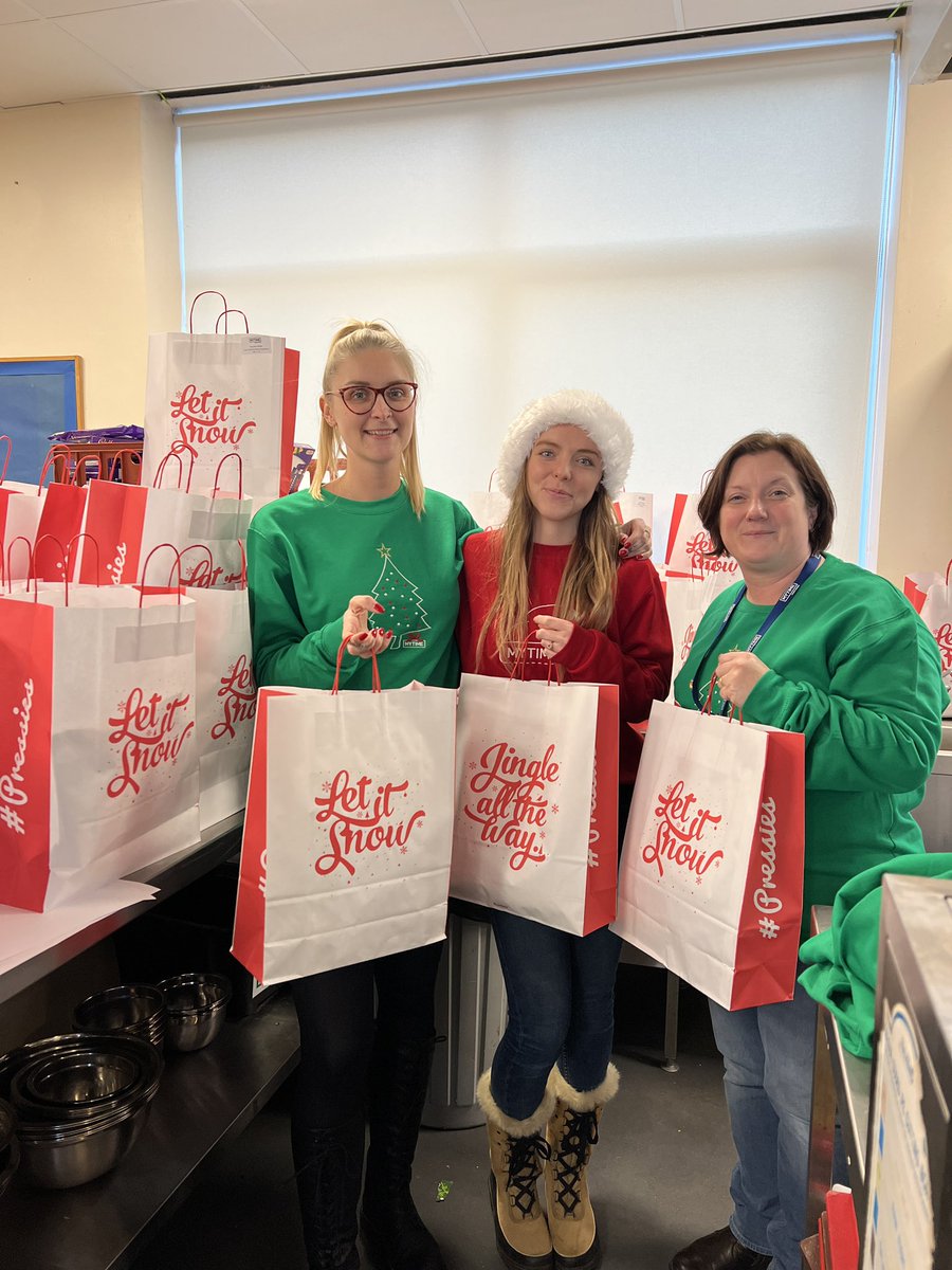 MYTIME HQ is feeling super festive this week. 🎄The team and amazing volunteers, including our good friends at <a href="/frettens/">Frettens Solicitors</a>, have started packing up goody bags for young carers in Dorset. 

Help show young carers the appreciation they deserve this Christmas: justgiving.com/campaign/opera…