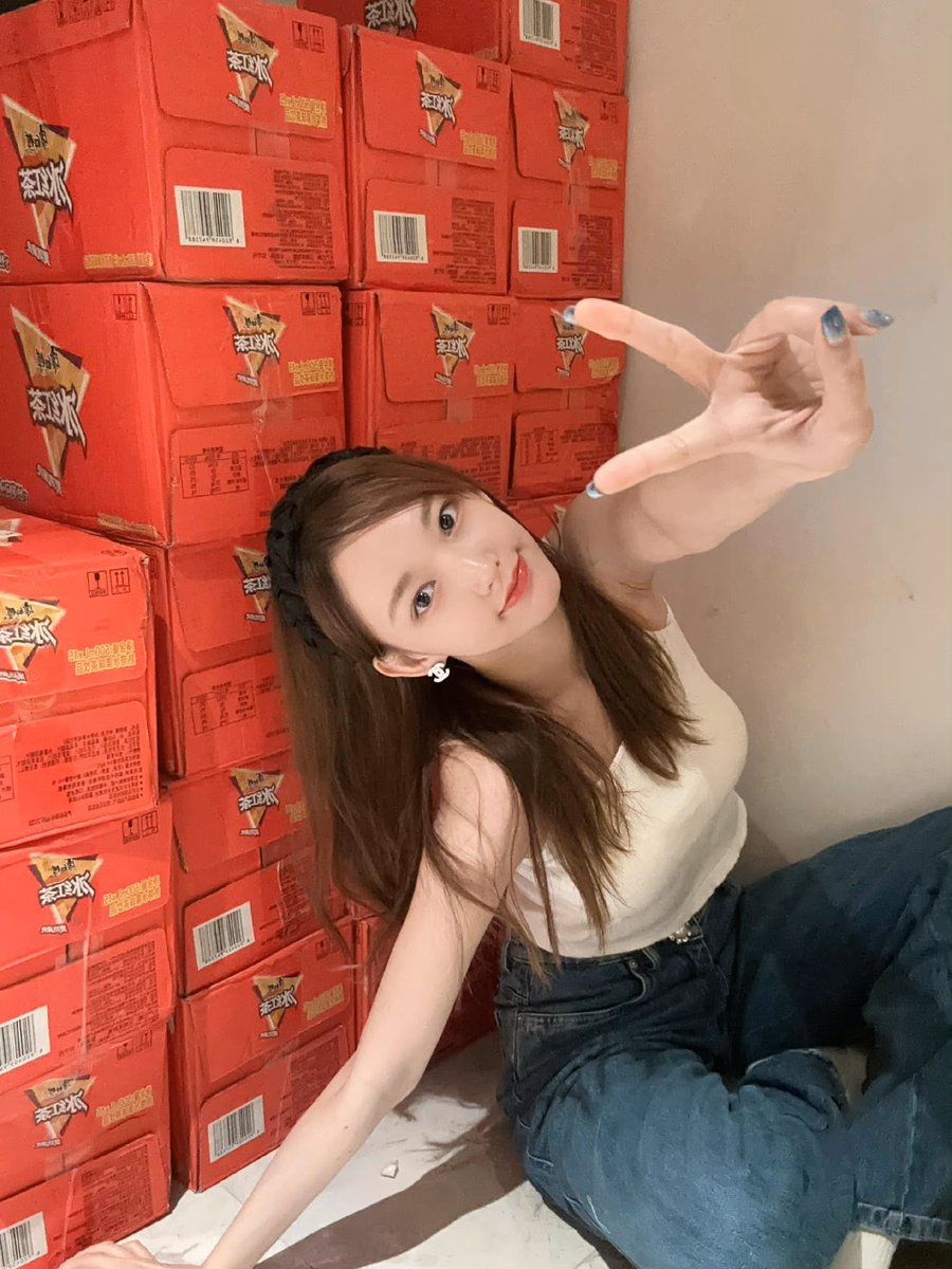 Cheng Xiao Daily tweet media