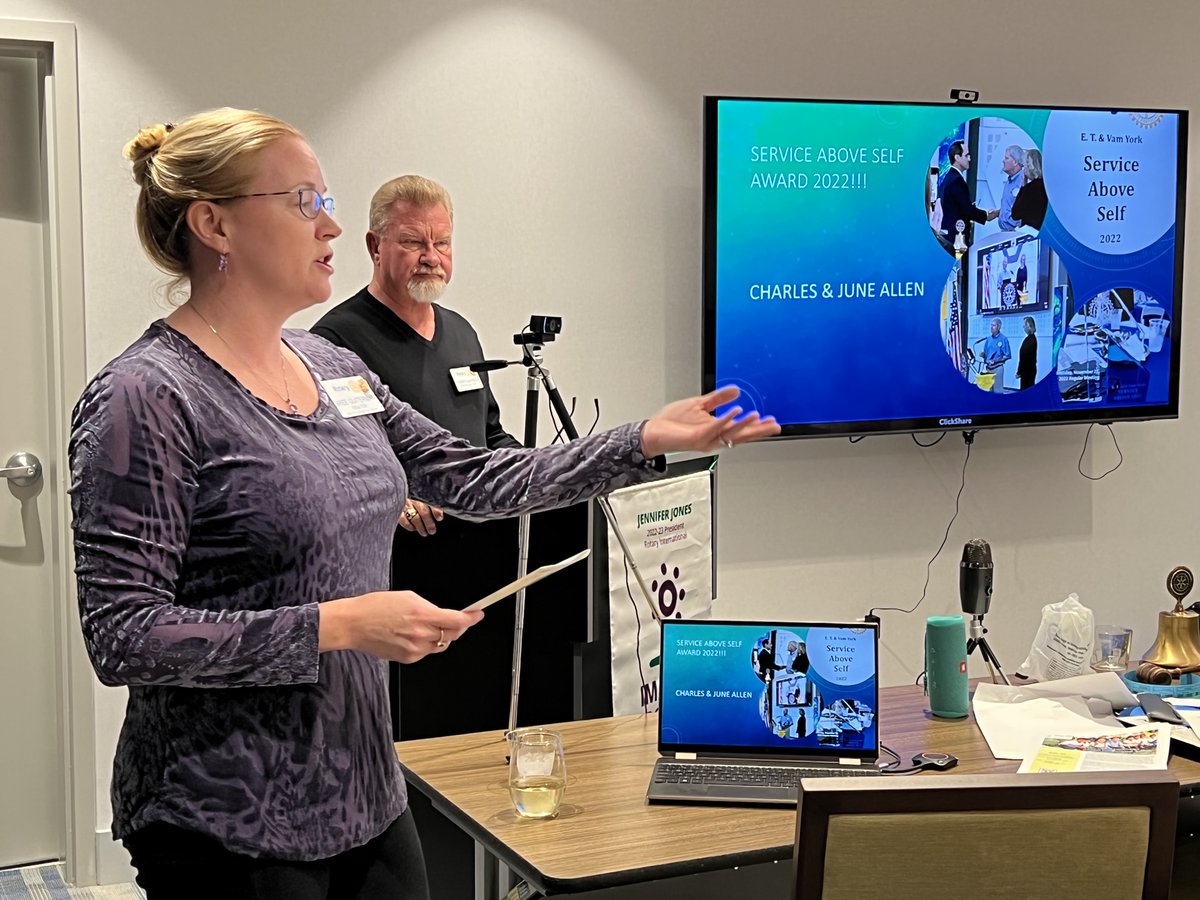 Greater6970's tweet image. We had an AMAZING meeting this past Monday 11/21. To start, we celebrated Charles and June Allen for receiving the E.T. &amp;amp; Vam York Service Above Self Award for 2022! 1/5 #rotaryclubofgreatergainesville #Rotary #rotaryinternational #rotaryclub #wearegreater6970 #IsItFun