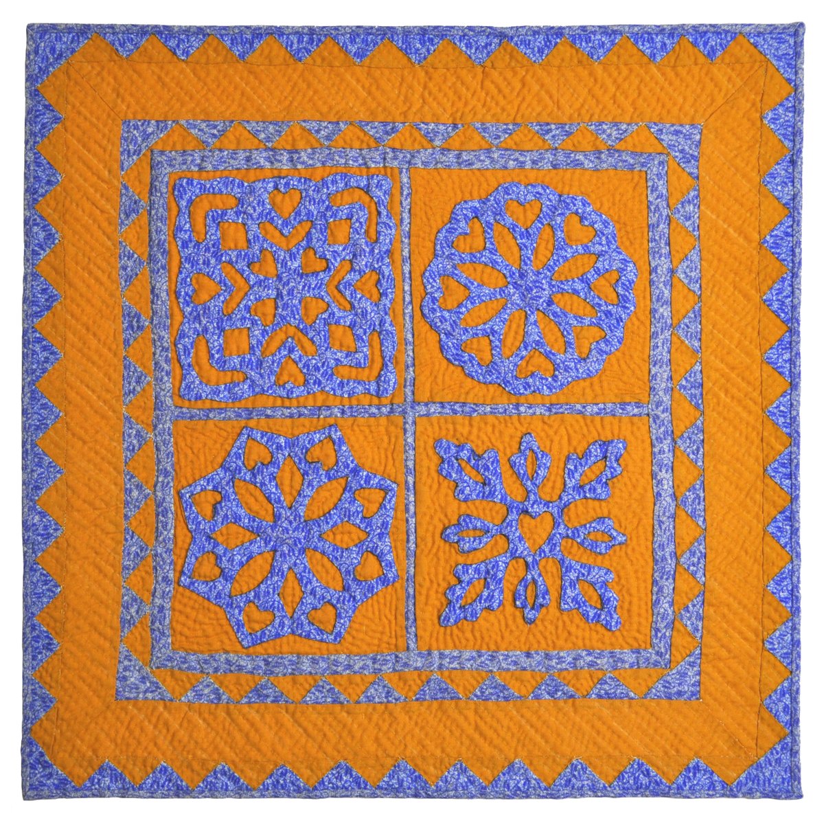 NatQuiltMuseum's tweet photo. “Scherenschnitte” by Sheila Holland, fits today’s #Museum30 prompt of Orange!
This miniature quilt, made in 2012, is only 12.5”x12.5”! It’s hand pieced, hand appliquéd, hand quilted and part of our #NQMcollection.
#miniquilt #scherenschnitte #applique #quilt #handquilting https://t.co/bUfJ88JJfv