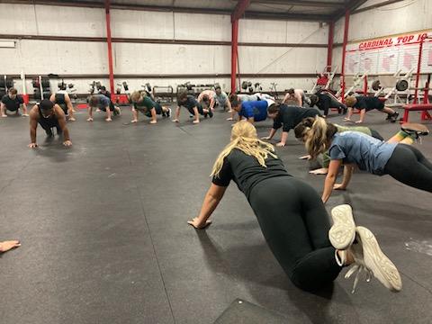 bc_powerlifting's tweet photo. Got some work in this break! #cardinalstrong #gains https://t.co/G8x1Y0pRzn
