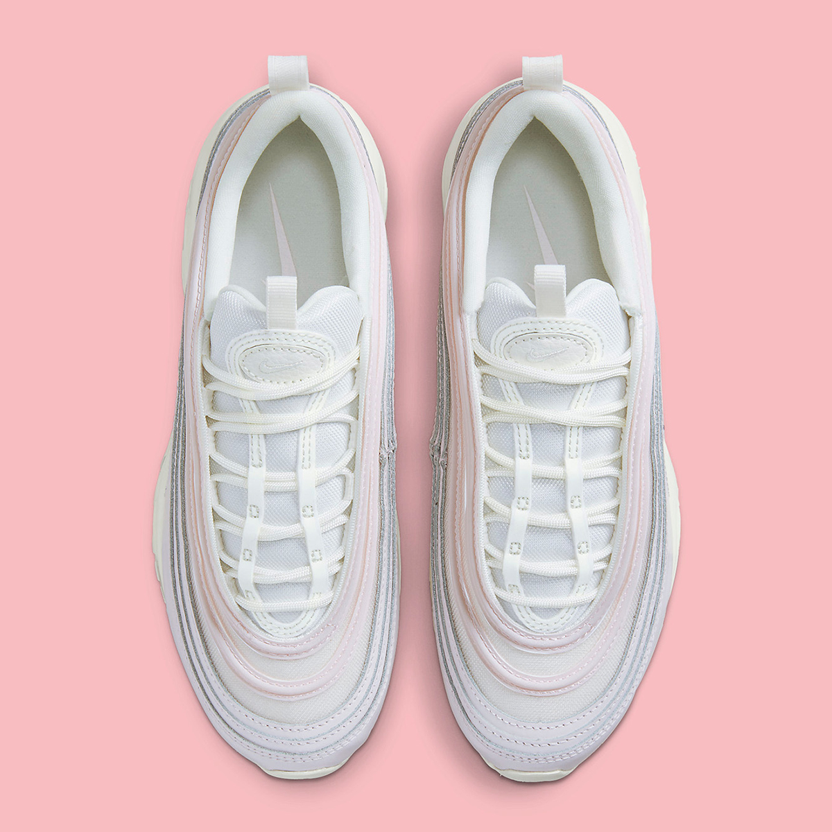 houseofheat's tweet photo. New Air Max 97s on the way 🌸 👀

SEE MORE: https://t.co/LorV7D3Z6C https://t.co/tfuvXixASn