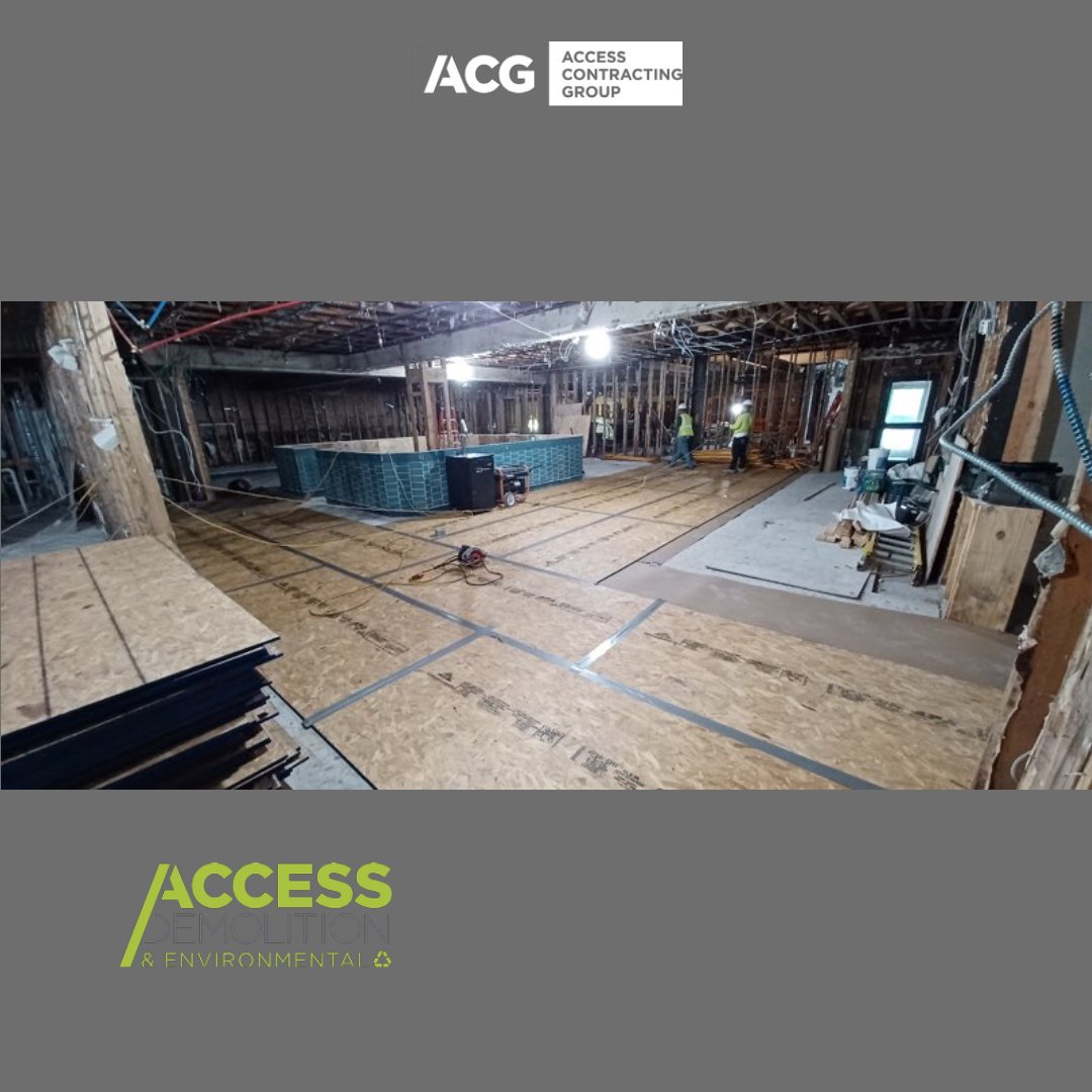 accessdemomd's tweet photo. Laying floor protection at the hotel in Rhode Island

#Access #ACG #AccessDemolition #Demo #DemoRemoval #Safety #BusinessPage #RIDemo https://t.co/K38vZYzyp0