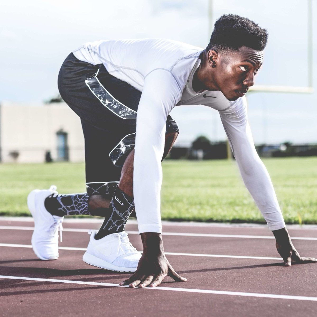 What do you think is the most common injury among professional athletes?

A. Ankle Sprain
B. Knee Injury
C. Concussion

📌 Drop your answer in the comments!

#Health #Cryotherapy #Pain #Muscle #Injury #Sprain #Athlete #Wellness