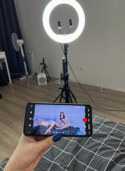 Something will happen soon 😈🔞 https://t.co/UqcBoXyWId