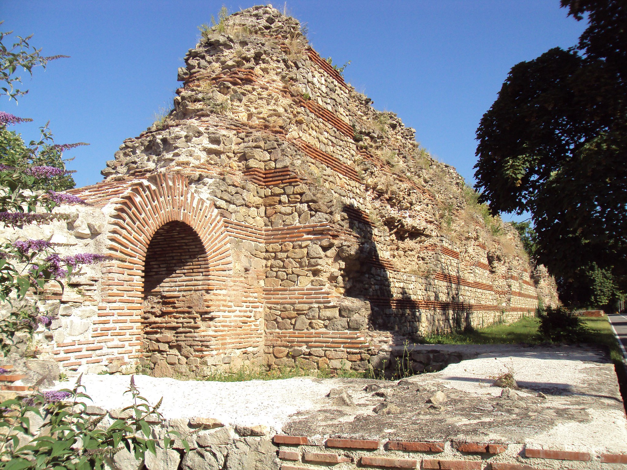 And Hisarya in Bulgaria, once a Roman military stronghold in Thrace, has some incredibly impressive 