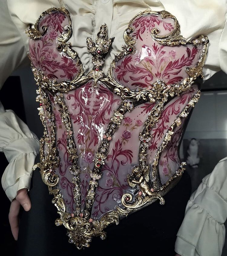porcelain corsets by joyce spakman