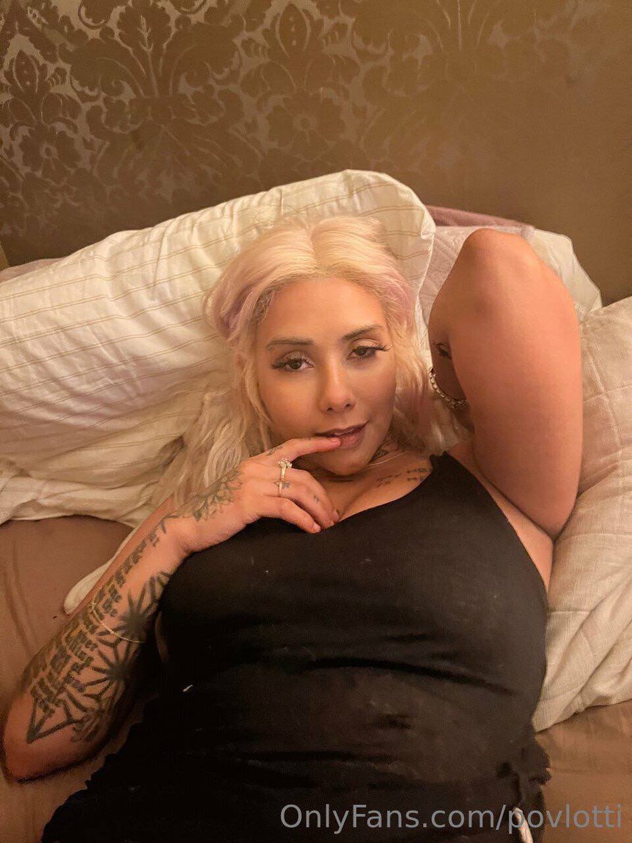 uhh on X: she perced out or what t.coV0vmLUoeAp  X