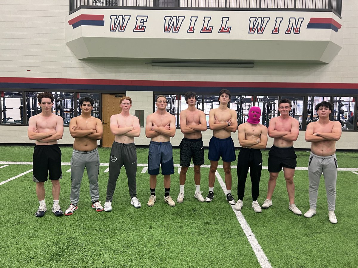 PCnowisthetime's tweet photo. Ginger’s went big today combining a physical run game with a blitz happy defense for ⁦⁦@allen_baseball⁩ and came home with the 22nd annual Turkey Bowl championship. Congratulations, this is something that no one can ever take away from you. #compete https://t.co/8xyL6xYpdW