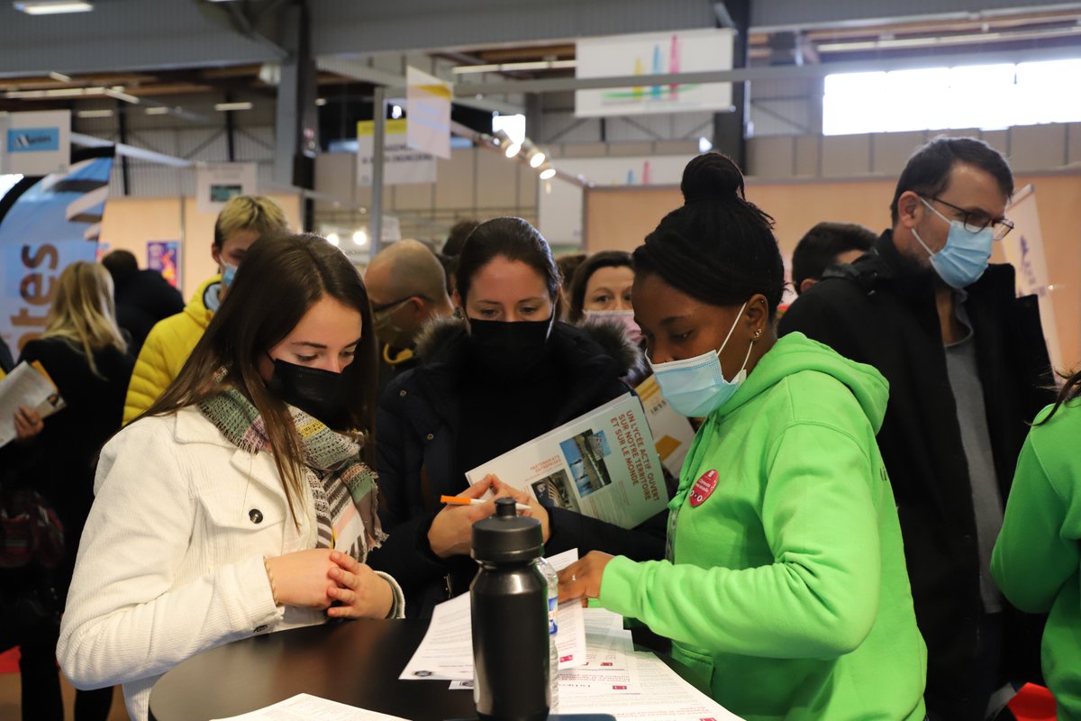Le Salon du lycéen et de l'étudiant revient à Nantes les 25 et 26 novembre au Parc des expositions de la Beaujoire. 
Rendez-vous sur le stand #NantesUniv pour nous rencontrer et découvrir nos formations !
➡️ univ-nantes.fr/etudier-se-for…