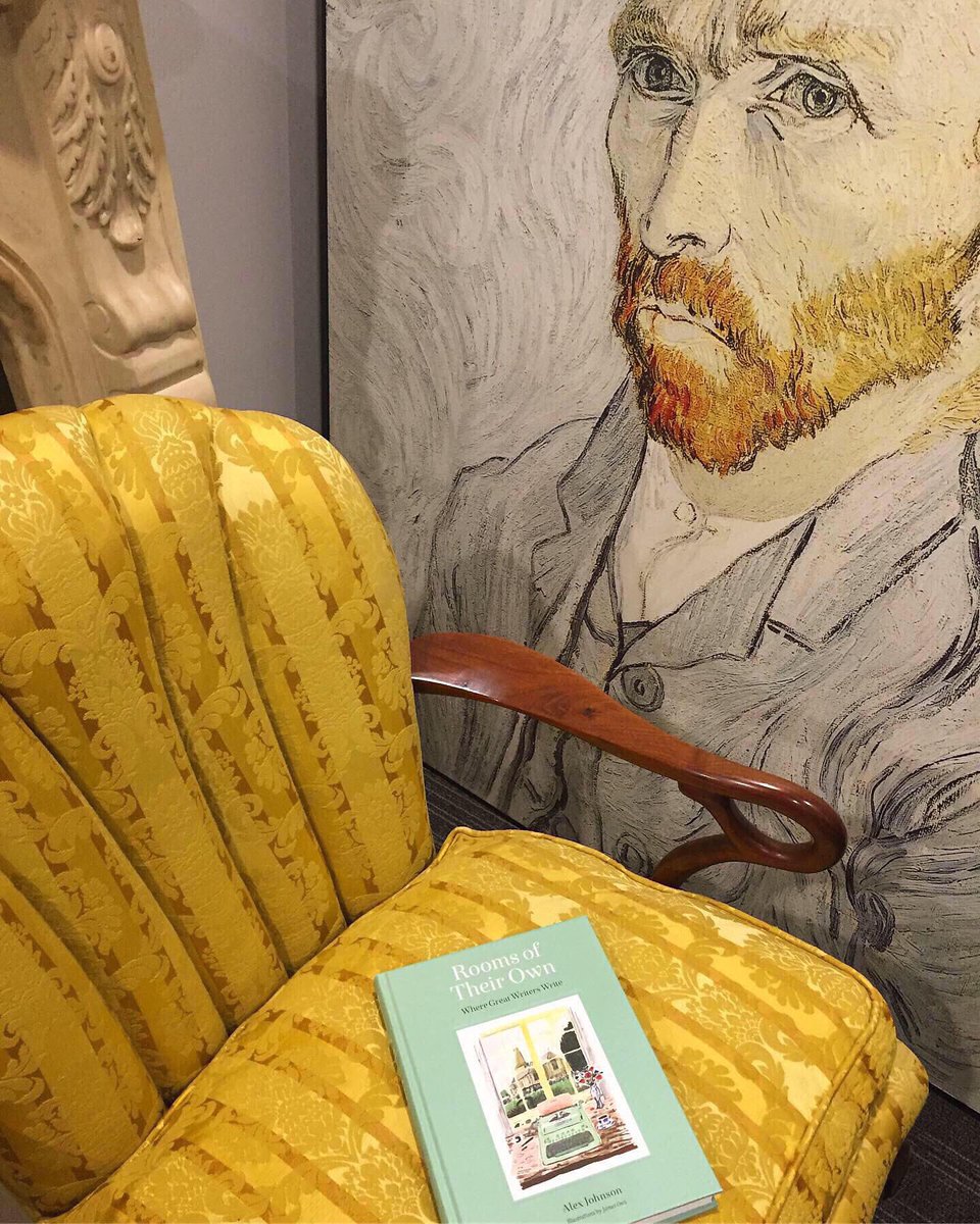 JmeGeeLees's tweet photo. Nearly moved into our new writing room. Alex Johnson’s book about writer’s spaces is inspirational. #alexjohnson #writingrooms https://t.co/W8BcRpX7E4