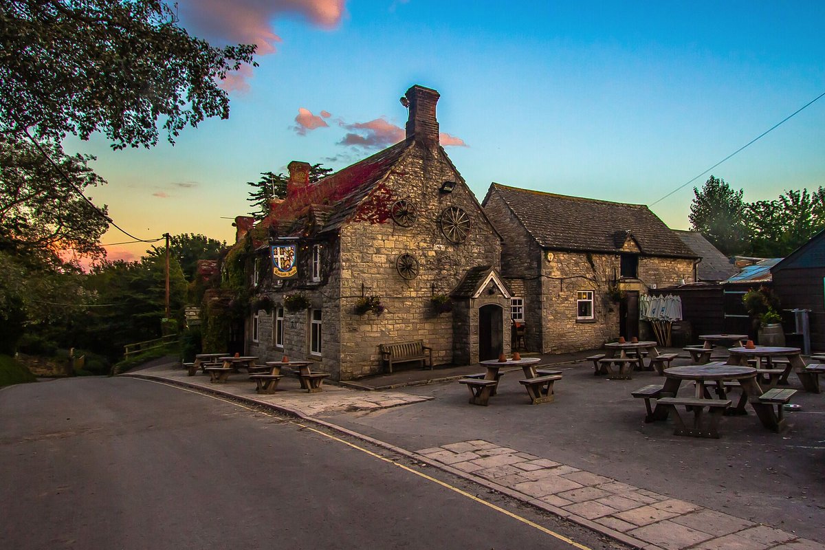 lookforplace's tweet photo. #Bankes #Arms #Inn #Studland #Swanage #Manor #Road #England https://t.co/BxNyc5W5JS