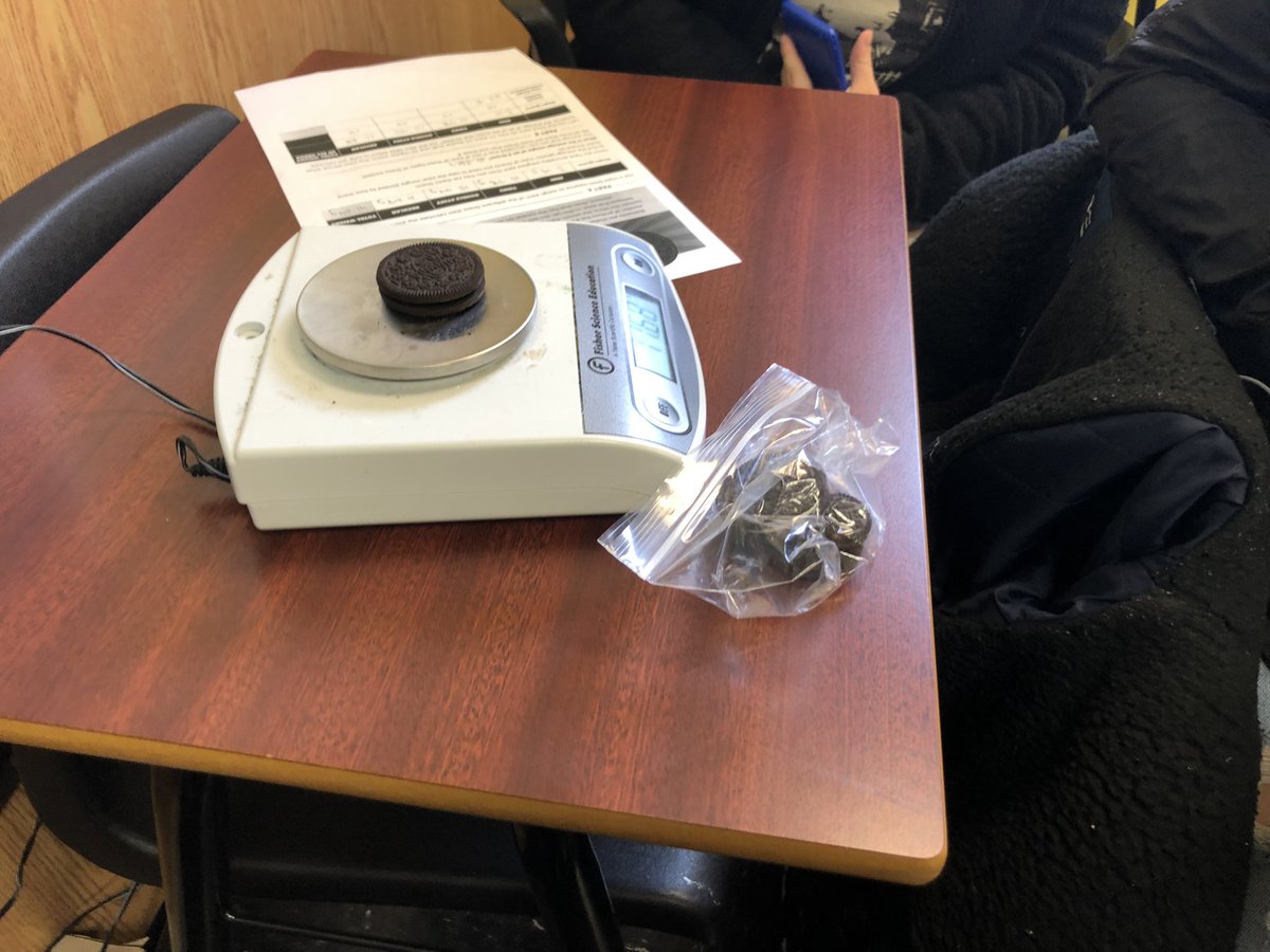 prsmith3x0's tweet photo. Oreo isotopes is chemistry 2202 today!  @AscensionAstros https://t.co/xV75RecPYA
