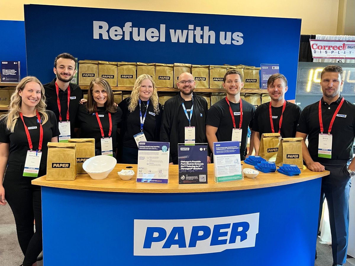 MaryEllenCrumm2's tweet photo. Great conference with a great crew! #IASBJointAnnualConference #Chicago #Paperlearning https://t.co/wwTHdTC7MS