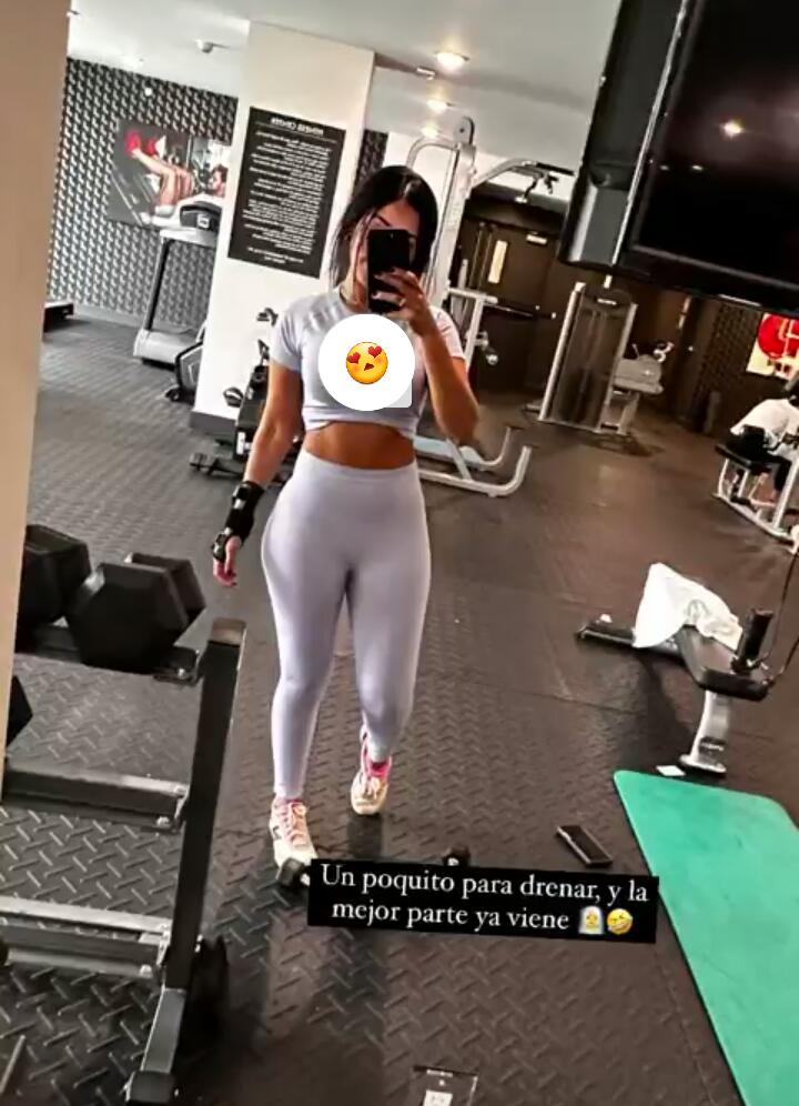 Un ratico en el gimnasio para drenar el estrés causado por pensar que haría yo sin Twitter🤣🤣 
Señores... seguimos teniendo twitter 🤪😜😆
