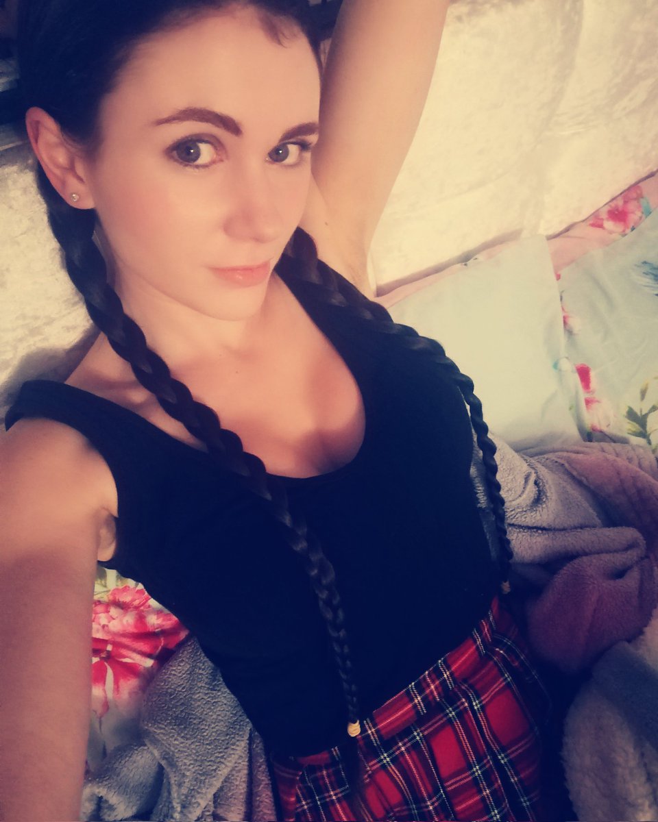 ItBekky's tweet photo. #selfie #photography #longhair #tattoos #tattooedgirls https://t.co/D4wvAW5ZNq