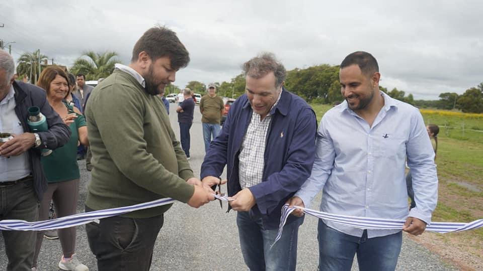 diegolacorook's tweet photo. INAUGURACIÓN DE OBRAS EN ACCESO A BARRIO PEREYRA - LA CORONILLA.@alejoumpierrez @valenmartinezv @corbo_milton @LeandroSPDS9 @GobiernoRocha @PNACIONAL @PNacionalJoven @BCoronillas @Blancos_UY https://t.co/BEZsufubtH