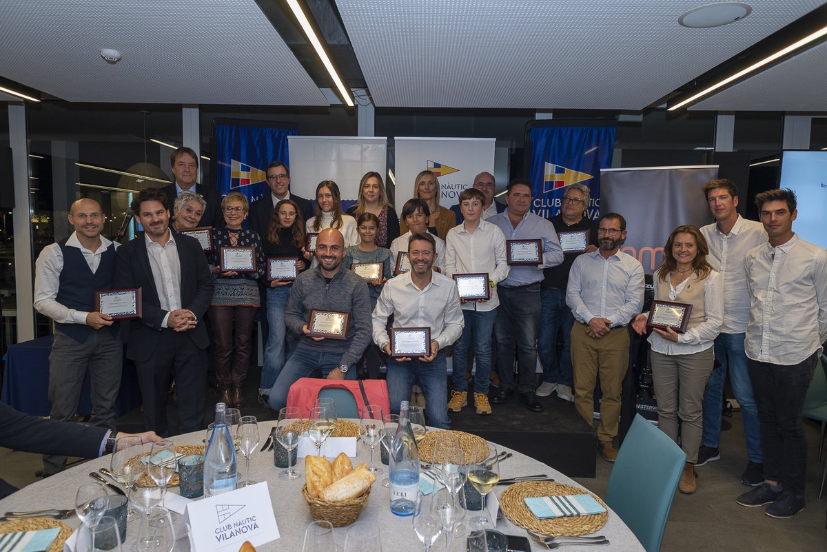 NauticVilanova's tweet photo. El @NauticVilanova va celebrar dissabte passatla Gala de la Nàutica i de l'Esport, un certamen anual en el que es destaca i reconeix la tasca d'esportistes i col·laboradors de l'entitat, amb l'assistència d'autoritats, locals i autonòmiques @vela_cat @portsgencat @ajuntamentvng https://t.co/pvUMEIhd2s