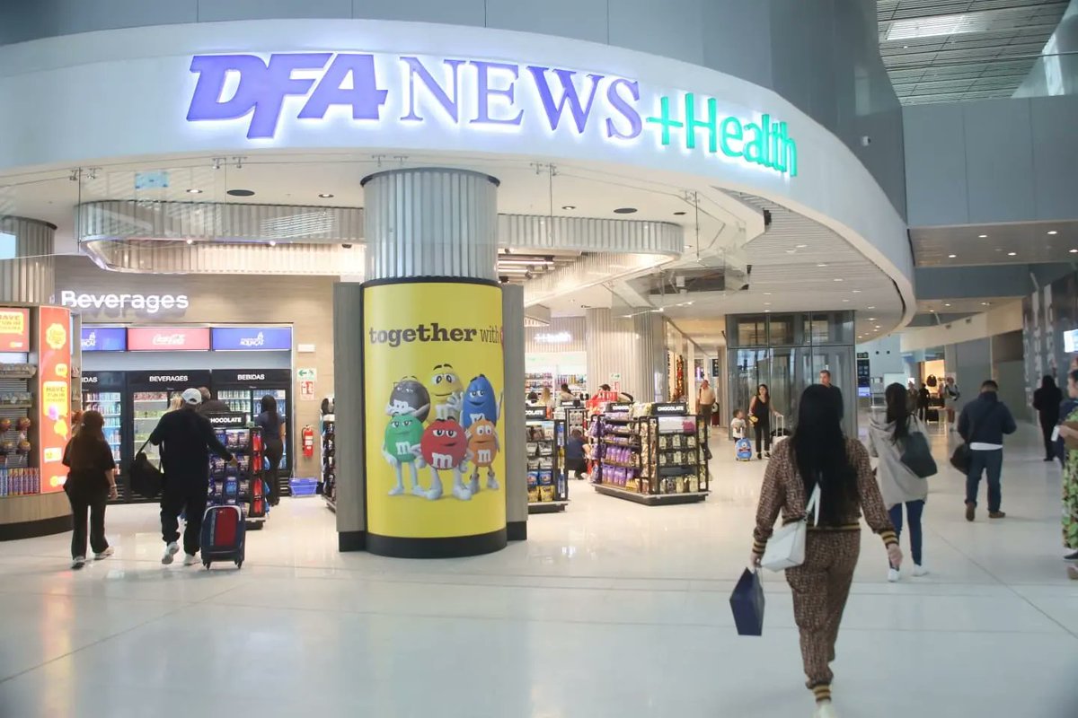 tocumenaero's tweet photo. Nueva tienda en la terminal 2, @DFA cuenta con DFA News + Health 🙌🏼
Cuando pases por nuestro aeropuerto date una vuelta por la tienda y mira todo lo que tenemos para ti 🥰
#AeropuertoDeTocumen
#Aeropuertos
#DuttyFree
#Compras
#Panama https://t.co/j5sD3TOPX6