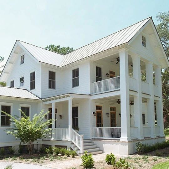 allisonramseyarchitects Check out our Plan of the Day: Somerset Park Plan C0396. Photo is from Habersham, South Carolina. See the plan details on our website for more: zpr.io/LvH2WDNQ4uzA #habershamsc #southcarolina