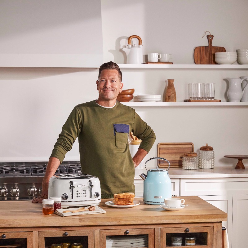 .<a href="/lukecaldwell/">Luke Caldwell</a> thinks small appliances are the perfect gift to give, especially for big families. 🎁 Shop small kitchen appliances and get free shipping on everything*: bit.ly/3ESUTMI