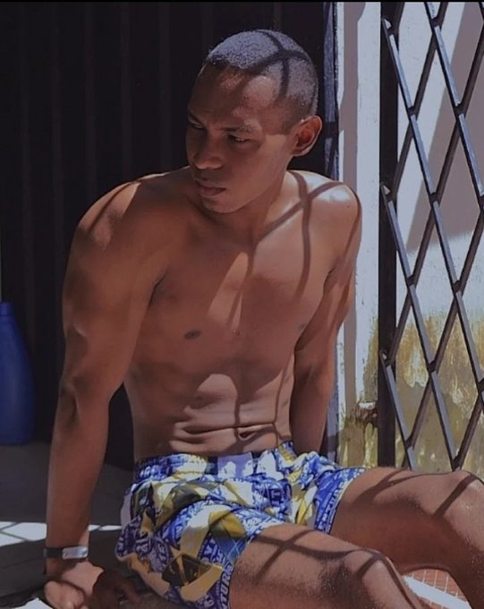 Te quiero, luego te digo en que posici&oacute;n 😏 https://t.co/Anq0HoQEEG<a href="/tag/frases"class="tags"><span>#frases</span></a><a href="/tag/frase"class="tags"><span>#frase</span></a><a href="/tag/frasedeldia"class="tags"><span>#frasedeldia</span></a><a href="/tag/frasesinspiradoras"class="tags"><span>#frasesinspiradoras</span></a>