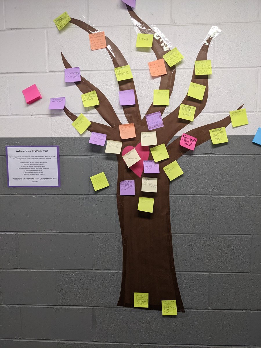 The "grateful" tree!  What a treat! Happy Thanksgiving!