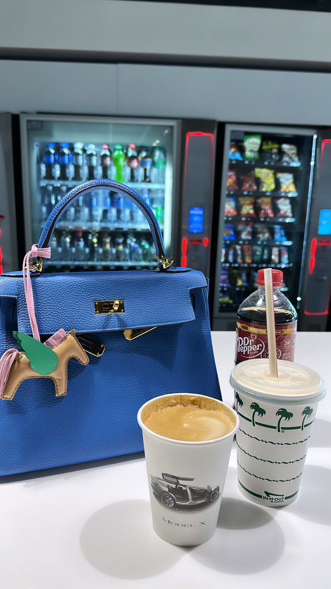 bakethisbread's tweet image. Coffee needs improvement @elonmusk