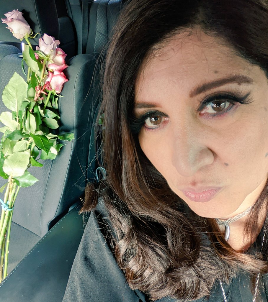 SoyLauraRivas's tweet photo. #LoveinTheAir buen provecho 
#ModoLau #Seguimos #TAMJ https://t.co/jCmA8tU67L