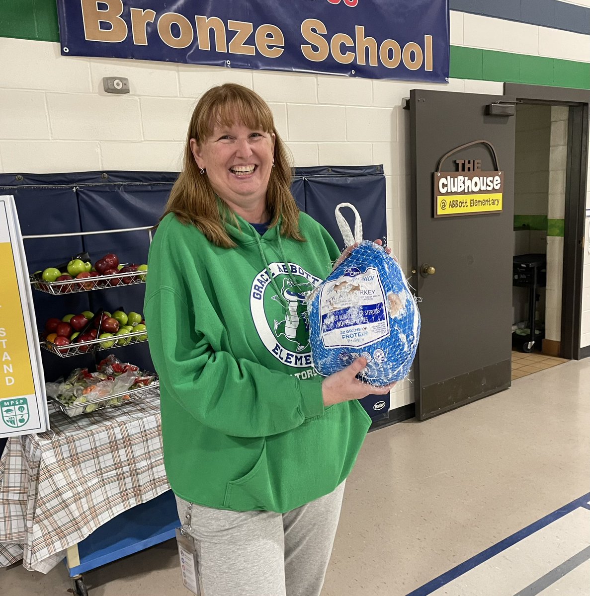 mebuckman's tweet photo. Happy Thanksgiving from @abbott_mps and CONGRATULATIONS to our First Annual Turkey Bowling winner @charleneghale!!! 🦃🦃🦃 #GoGoGators #Proud2bMPS https://t.co/tupcCFYOqK