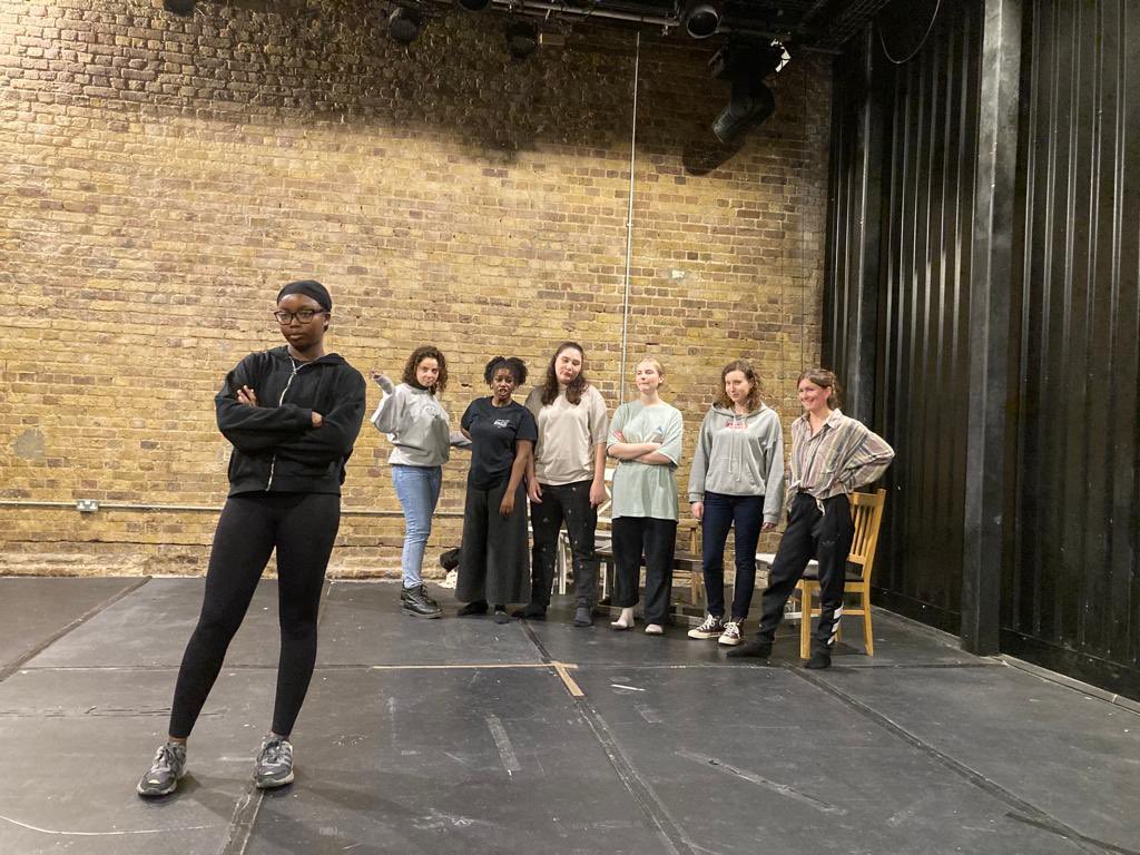 LizzyFleming3's tweet photo. So last week I got to perform to duologues in @UnionShowcase with some of my favourite people in the world… so don’t mind me whilst I post many photos to show appreciation https://t.co/mesjUSiLGv